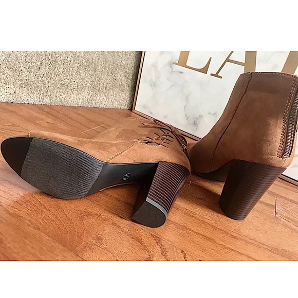 a.n.a Booties🤎 - Picture 5 of 5